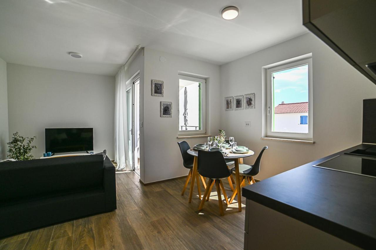 Apartment Perlitto Црес Экстерьер фото