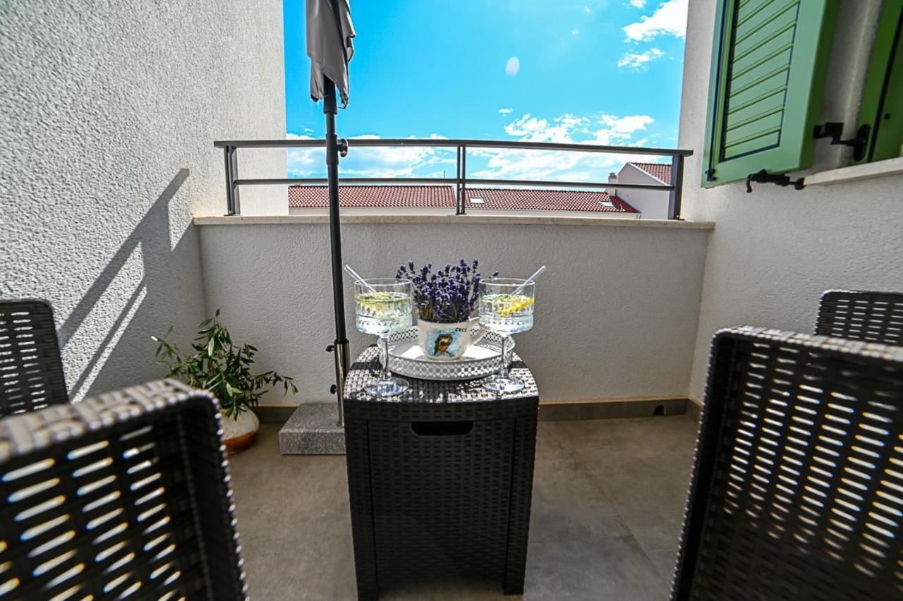 Apartment Perlitto Црес Экстерьер фото